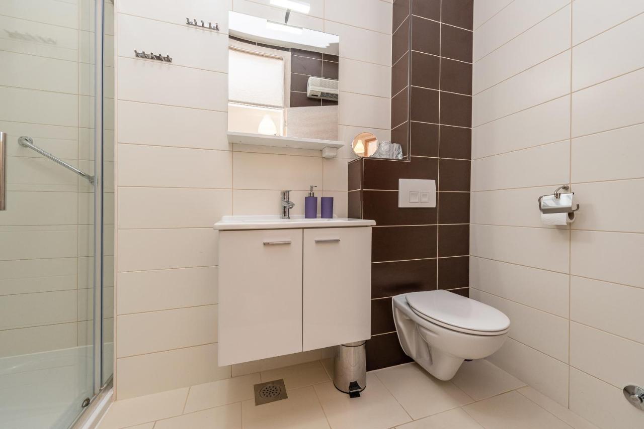 Antonio Apartments Sukošan Esterno foto
