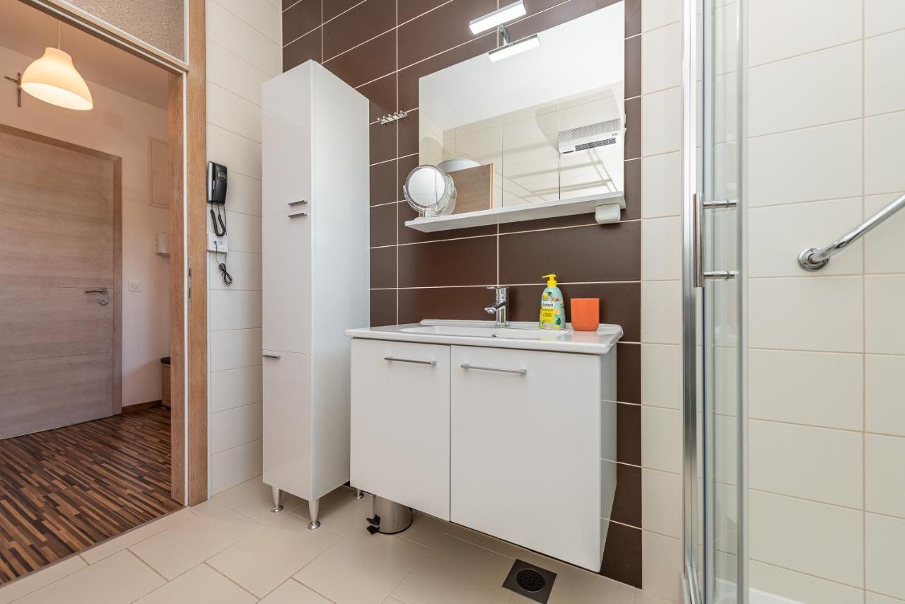Antonio Apartments Sukošan Esterno foto